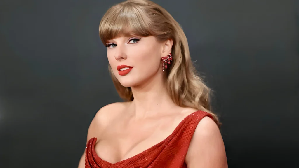 Taylor Swift and Travis Kelce smiling during their wedding first dance in New York.