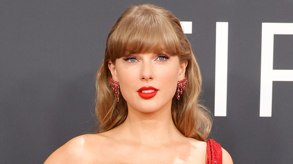 Taylor Swift Fans Unlock Mysterious Third Page on Her Website, Here’s What Was Hiding There!