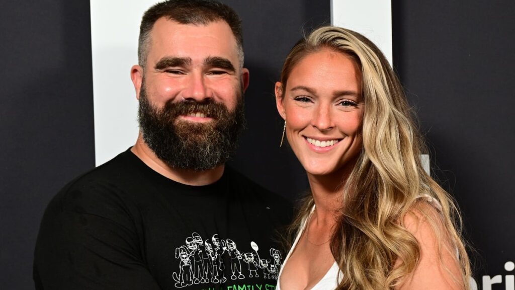 Kylie Kelce Reveals Boundary She Set With Her & Jason’s Parents for Their Daughters